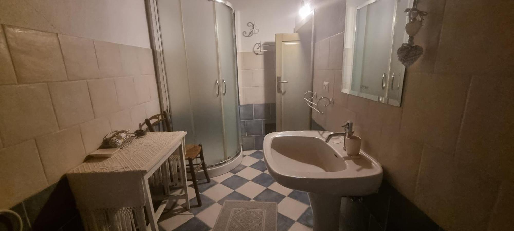 B&B Di Luisa Ledda Ales Екстер'єр фото